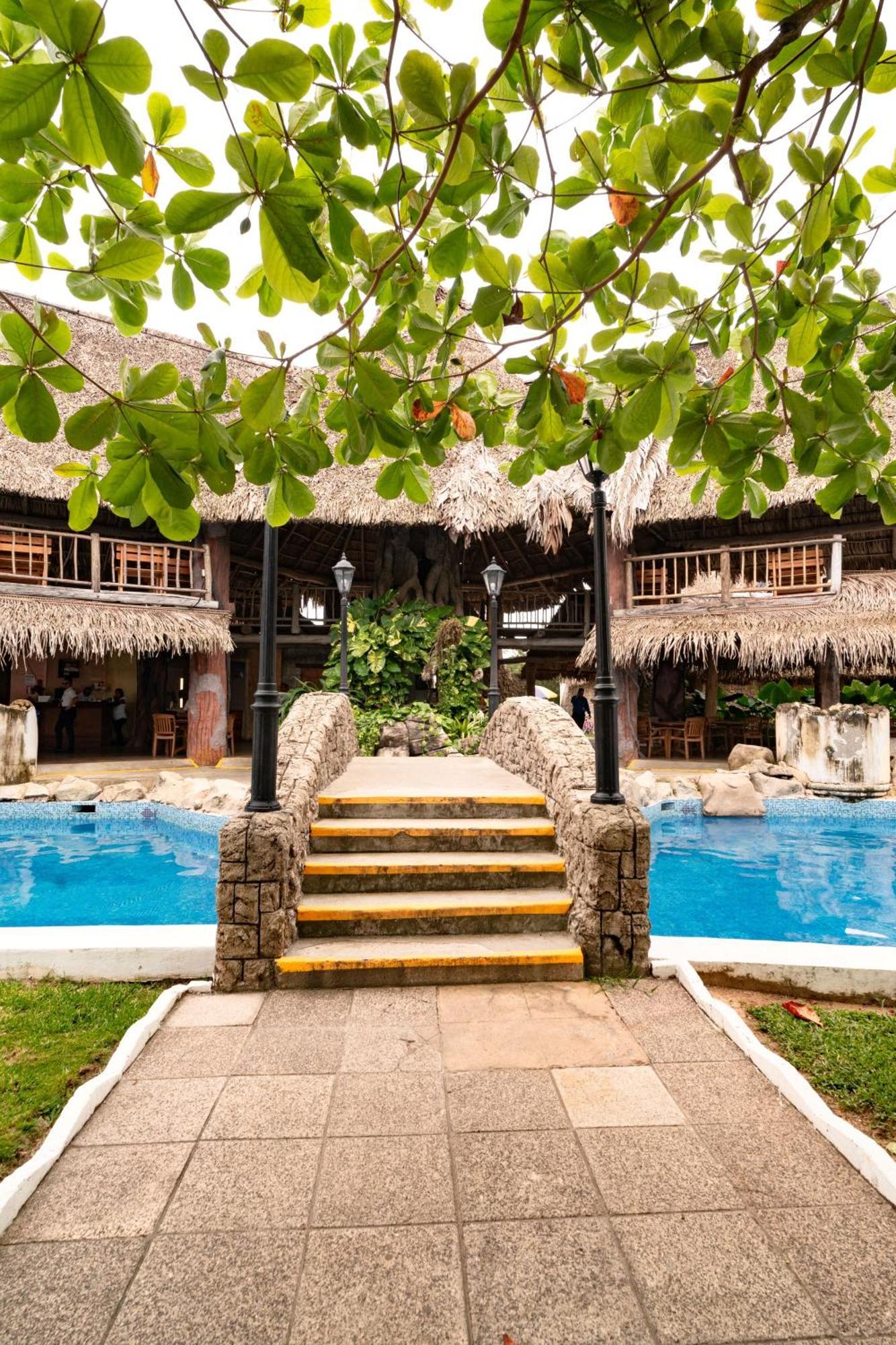 Amatique Bay Hotel Puerto Barrios Exterior foto