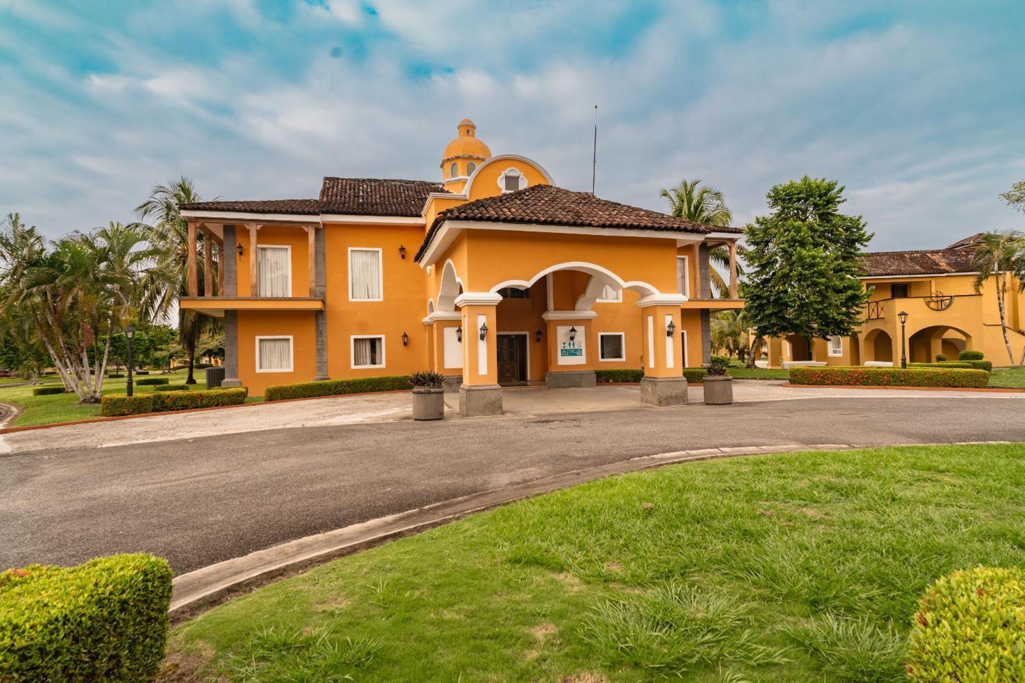 Amatique Bay Hotel Puerto Barrios Exterior foto